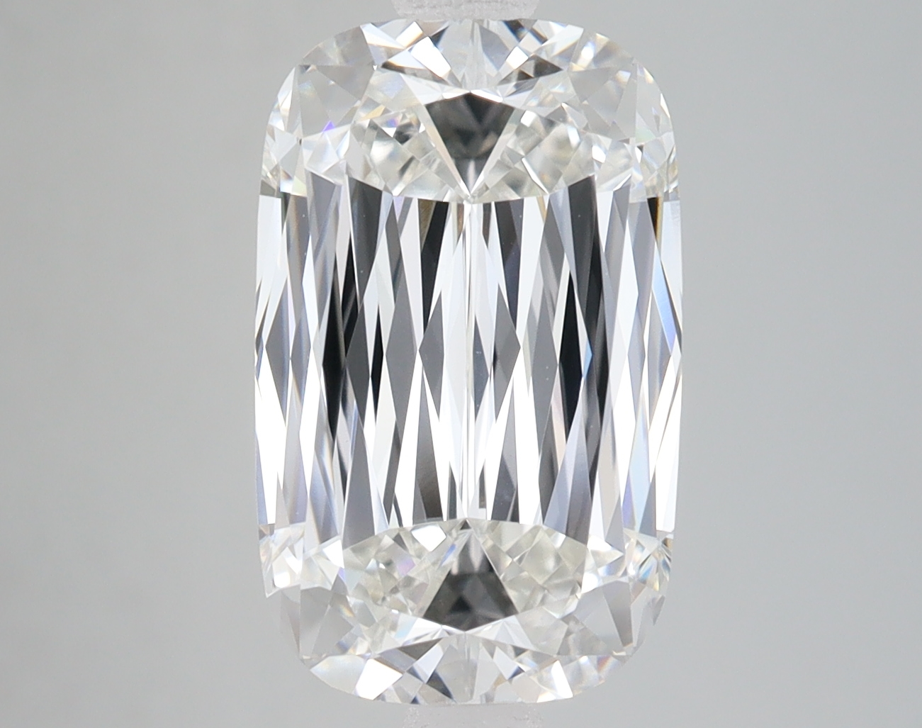 Lab Grown 5.07 Carat, G Colour, <br/>VVS2 Clarity CU CRISS Diamond