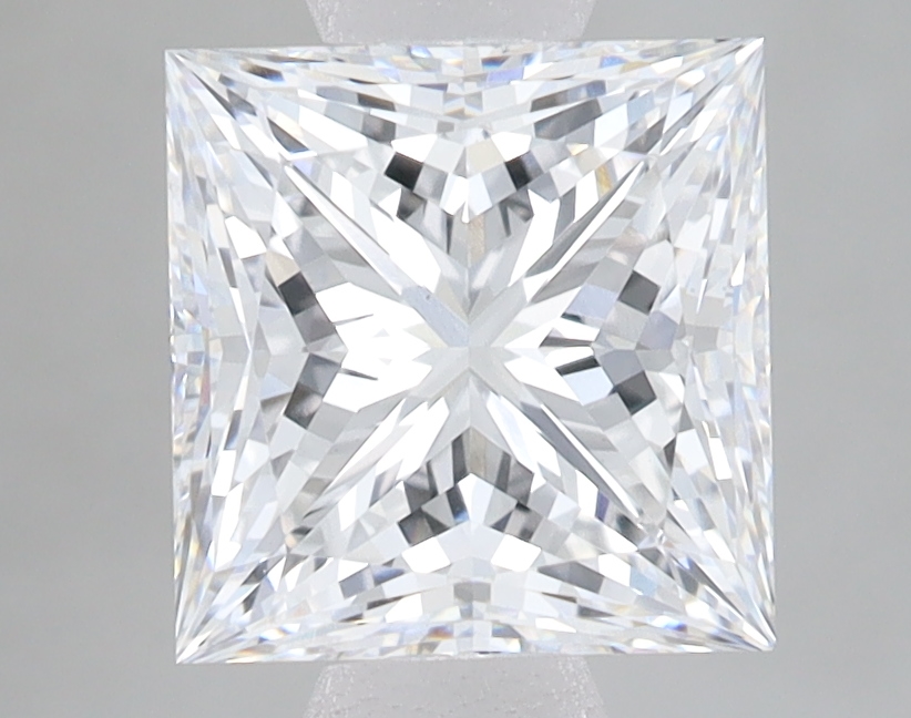 2.65-carat princess diamond with E color, null cut, and null clarity.