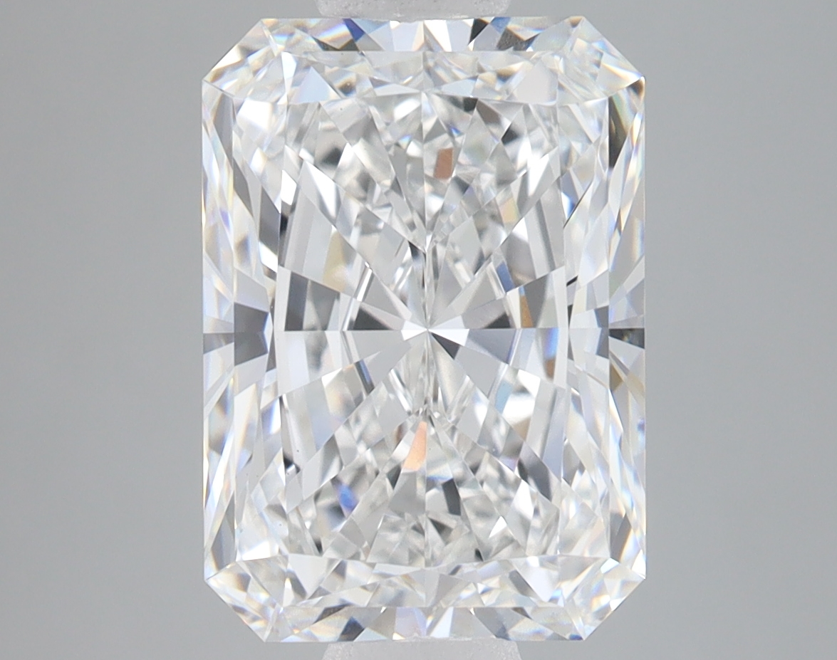 Lab Grown 5.05 Carat, E Colour, <br/>VVS2 Clarity RADIANT Diamond