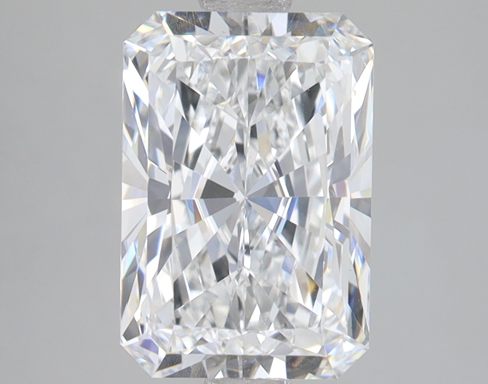 Lab Grown 3.05 Carat, D Colour, <br/>VS1 Clarity RADIANT Diamond