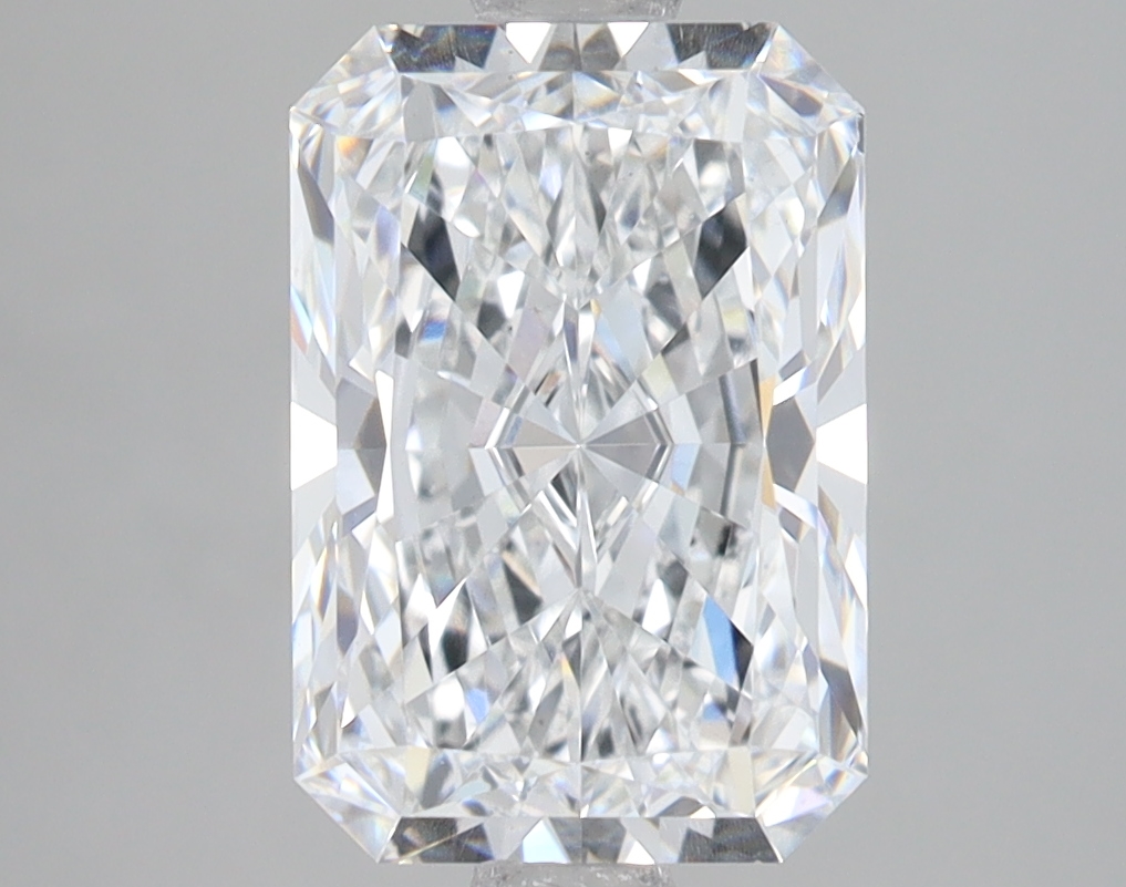Lab Grown 3.09 Carat, D Colour, <br/>VS1 Clarity RADIANT Diamond