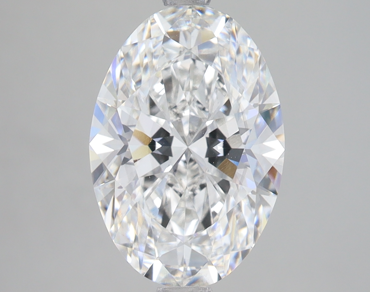 Lab Grown 3.77 Carat, E Colour, <br/>VS2 Clarity OVAL Diamond