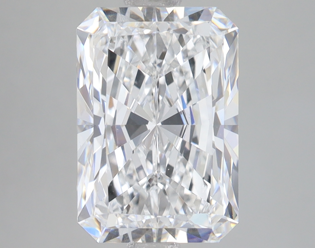 Lab Grown 4.09 Carat, D Colour, <br/>VS1 Clarity RADIANT Diamond