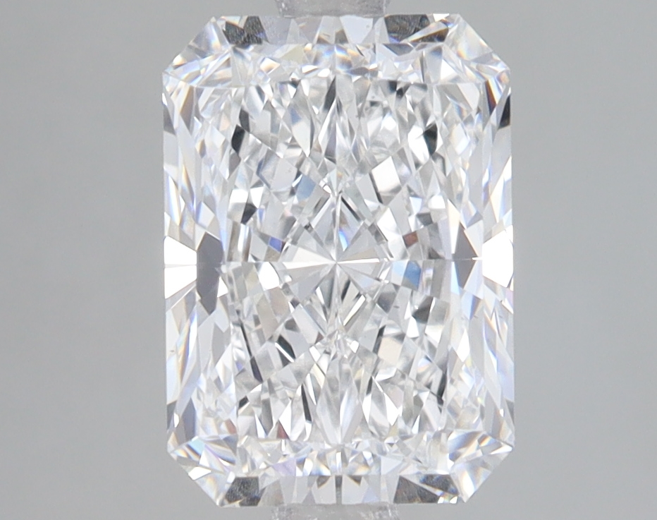 Lab Grown 2.59 Carat, D Colour, <br/>VS1 Clarity RADIANT Diamond