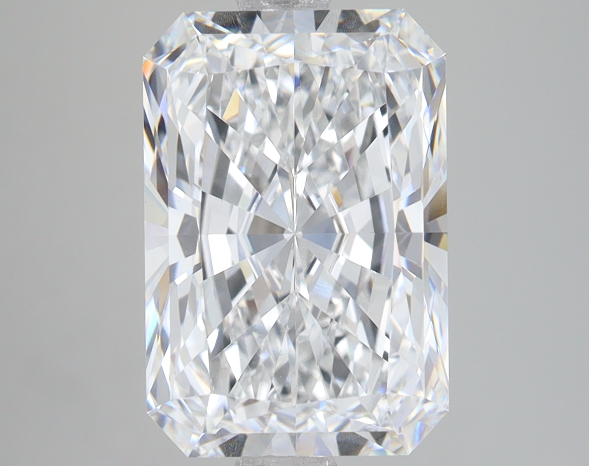 Lab Grown 5.1 Carat, D Colour, <br/>VS1 Clarity RADIANT Diamond
