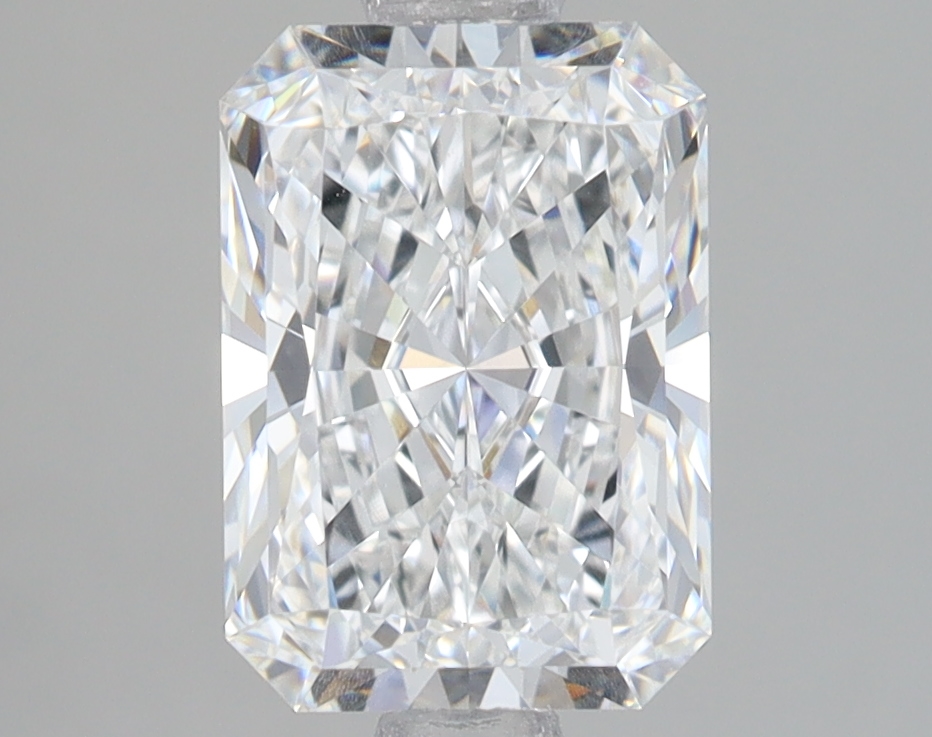Lab Grown 2.1 Carat, E Colour, <br/>VVS2 Clarity RADIANT Diamond