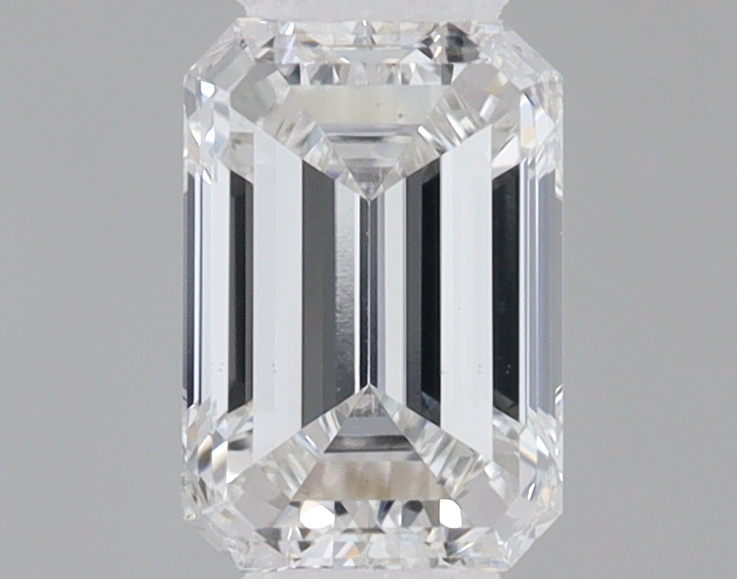 0.80 carat emerald lab-grown diamond