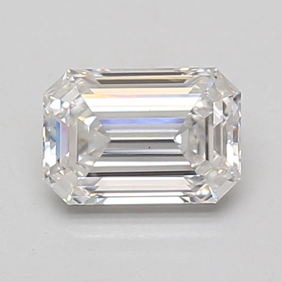 0.94 carat emerald lab-grown diamond