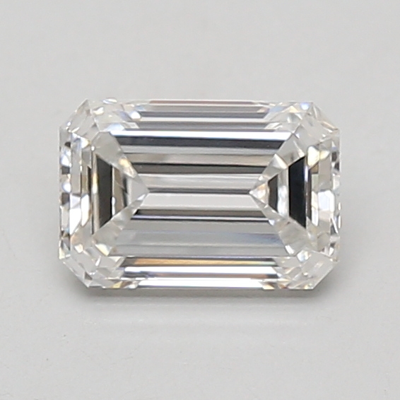 0.92 carat emerald lab-grown diamond